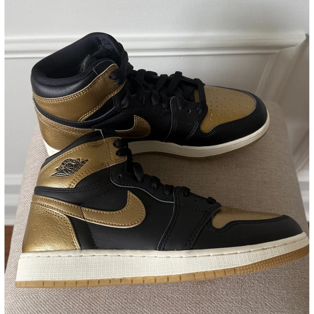 Jordan 1 Retro High OG GS Metallic Gold Black Sneakers FD1437-010 Kids